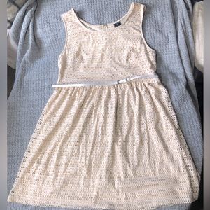 George Crème Eyelet Dress Belt XXL